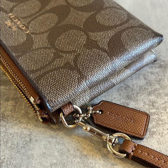 Coach Brown Signature Wristlet - Great condition! - Picture 8 of 8